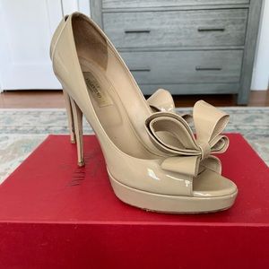 Valentino Bow Patent Leather Pumps